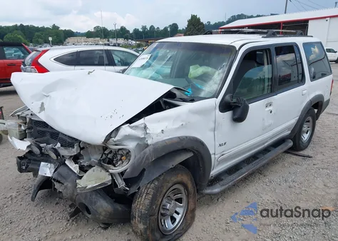 2000 Ford Explorer Xls z USA, uszkodzony, nr VIN 1FMZU72X4YZB73408